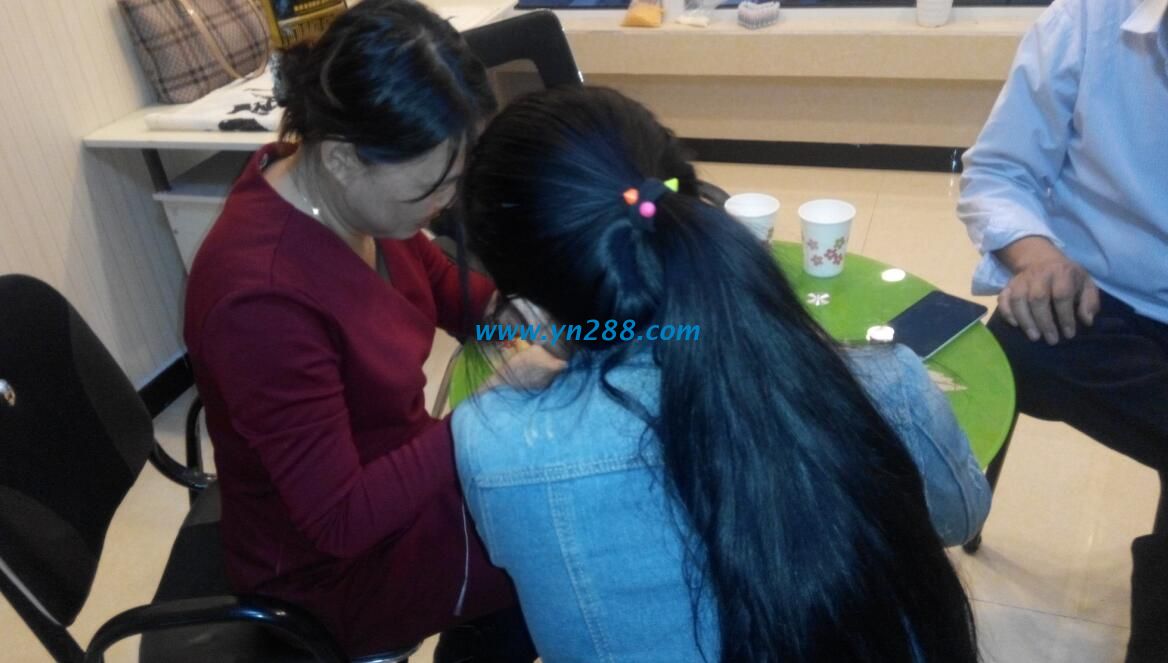 河南許昌李女士學習手工活串珠加工不收押金