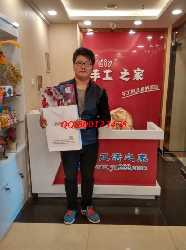 邯鄲縣閆先生來(lái)手工活之家總部考察，欲組織人做手工活(圖1)