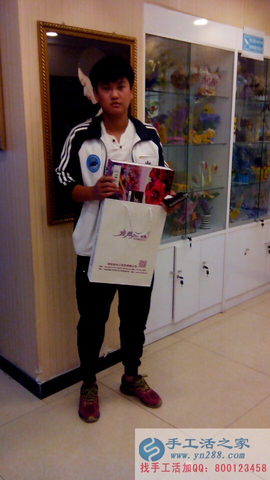 河北永年小朋先生想做手工活掙錢(qián)來(lái)到手工活之家考察合作