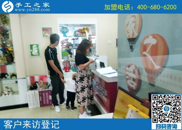 舍得給孩子花錢，福建莆田許女士一直在家做手工活加盟項(xiàng)目掙錢