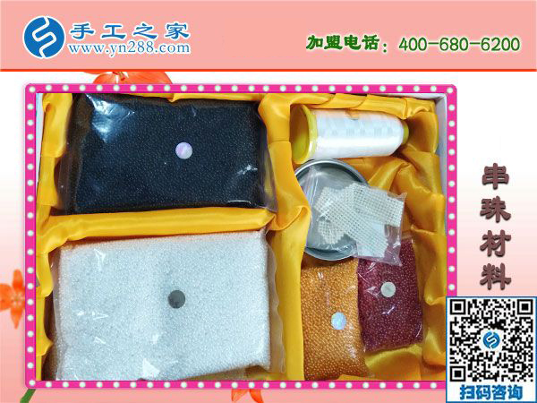 婆婆幫著帶孩子，四川成都葉女士做免押金手工活掙錢