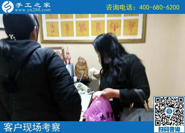 上班族的好兼職，四川宜賓杜女士做這個正規(guī)供料的手工活一舉兩得