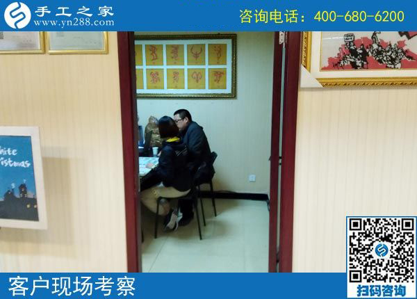 做可以帶回家的手工活，浙江湖州陸女士演繹著一個(gè)家庭主婦的幸福生活