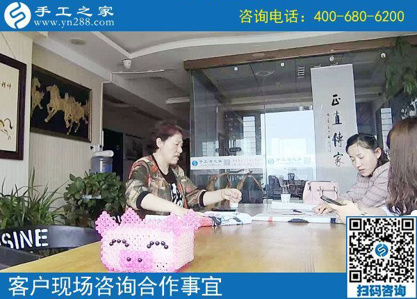 找到可以寄到家做的手工活，云南曲靖劉女士50歲了照樣在家掙錢