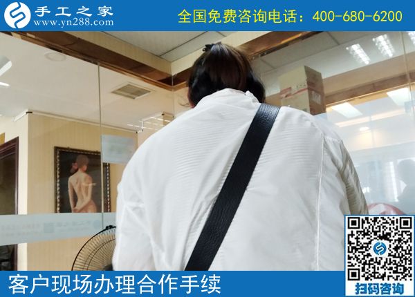 6月21日，正規(guī)可靠的手工活是什么樣子？手工之家接待考察加工客戶剪影