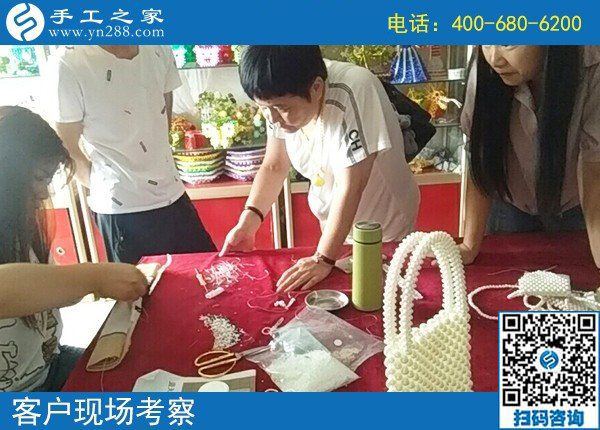 8月22日，想接正規(guī)廠家的手工活，很多人選擇這個沒有門檻的手工活，手工之家接待考察加工客戶剪影