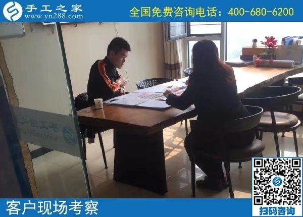 10月22日，天漸涼，大家選擇珠繡在家做的手工活原來是這個(gè)原因，手工之家接待考察加工客戶剪影