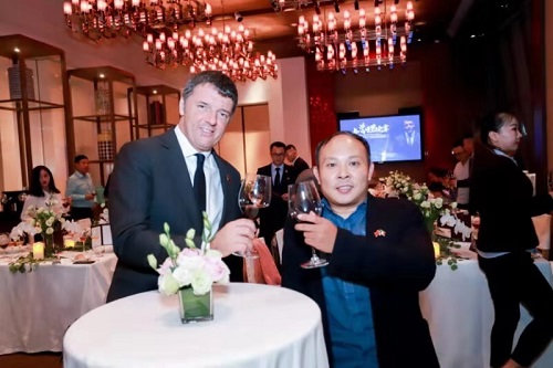 新征程，我們一起前行；新輝煌，我們一起創(chuàng)造！------手工之家新年寄語