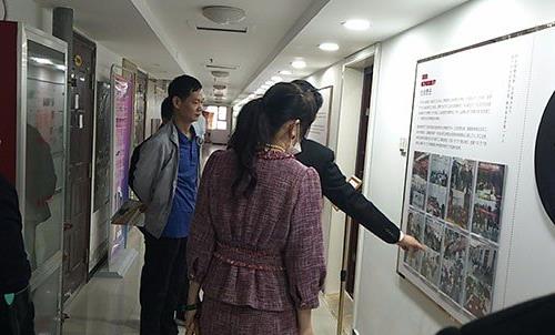 邯鄲市委宣傳部文化產業(yè)改革處張宗強處長、何文毅處長一行蒞臨手工之家參觀指導工作