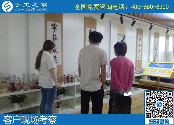 大熱天不遠(yuǎn)千里來考察，就是因?yàn)樾湃问止ぶ?圖1)