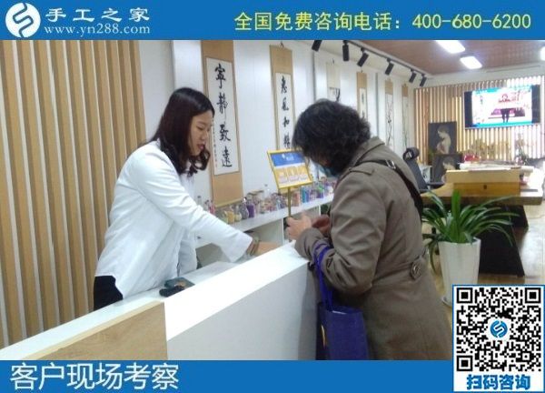 10月15日，在家做手工活加工，把手工活拿回家做是居家掙錢的好方法，手工之家接待考察加工客戶剪影