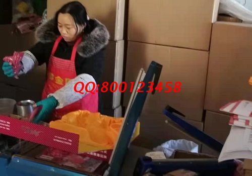 12月31日，純手工活外發(fā)加工，組織人做手工活掙錢的代理加工模式真好。手工之家接待考察合作加工客戶剪影