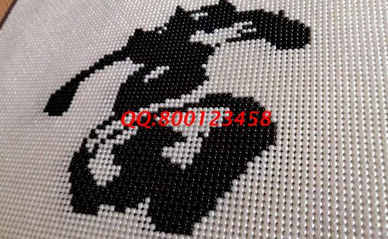 1月12日，手工活拿回家做，可靠的外發(fā)手工活，高大上的非遺項(xiàng)目就在這里。勵(lì)志珠珠繡成品細(xì)節(jié)實(shí)拍