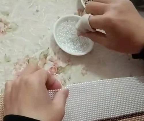 一份收入，一份底氣！-----16年10月開始，遼寧尹女士做手工之家的珠繡手工