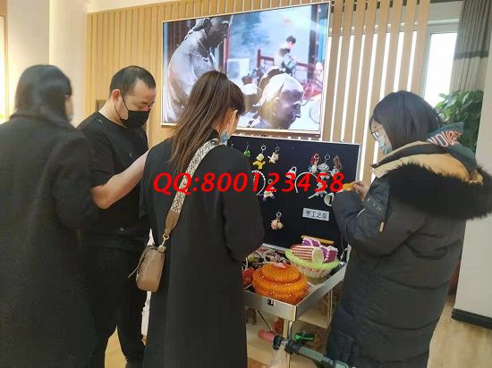 3月18日，拿回家做的手工活，做好手工活，這里的手工活外發(fā)加工項(xiàng)目很受歡迎，手工之家接待考察加工客戶(hù)剪影