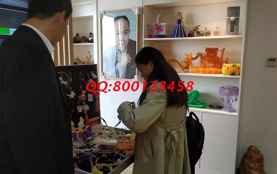 4月18日，實(shí)地考察，拿回家做的手工活，想接正規(guī)廠家的手工活，這里可以選擇，手工之家接待考察加工客戶剪影