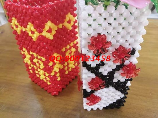 4月21日，可以寄到家做的手工活，加工手工活掙錢，要有收益，產(chǎn)品質(zhì)量很重要，手工之家這樣來(lái)保證，圖為勵(lì)志珠珠繡串珠手工產(chǎn)品實(shí)拍