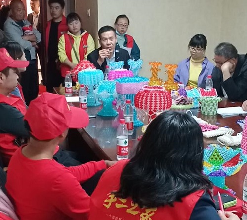 創(chuàng)業(yè)，其實(shí)有章可循，&ldquo;手工之家&rdquo;模式讓你人生有夢(mèng)、創(chuàng)業(yè)成功                      ----記手工之家第二期全國(guó)優(yōu)秀繡娘培訓(xùn)會(huì)