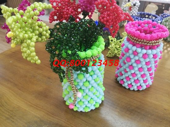 5月6日，想接正規(guī)廠家的手工活，拿回家做的手工活就來可信可靠的老企業(yè)手工之家，勵志珠珠繡串珠純手工工藝成品實拍