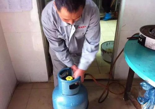 防騙在行動，手工之家提醒農(nóng)民朋友，這些騙局要注意，也許就在你的身邊(圖1)