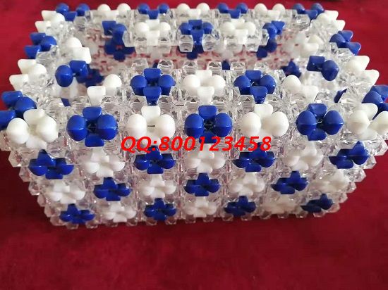 5月26日，拿回家做的手工活，在家做手工活掙錢，這個(gè)企業(yè)讓人放心、手工活也好，勵(lì)志珠珠繡串珠手工產(chǎn)品（紙抽盒）實(shí)拍