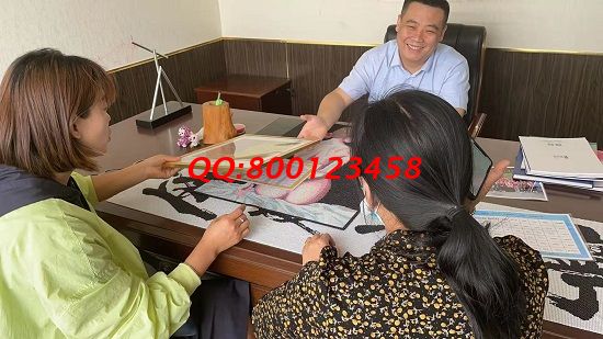 5月25日，找拿回家做的手工活掙錢，找正規(guī)手工活外發(fā)加工企業(yè)，就選勵志珠珠繡，手工之家接待考察合作加工客戶