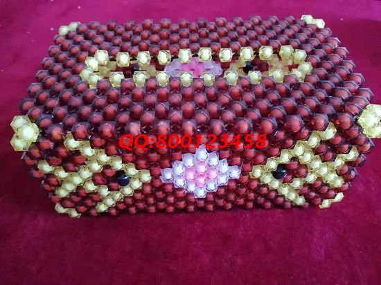 6月3日，可以寄到家做的手工活，拿回家做的手工活，這個十多年的手工企業(yè)加工銷售一條龍，圖為勵志珠珠繡串珠純手工產品（紙抽盒）實拍