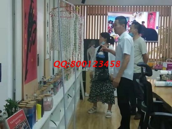 6月6日，長期有活兒，加工費有保障，這個拿回家做的手工活外發(fā)加工項目，大家都很滿意，圖為手工之家接待考察合作加工客戶剪影