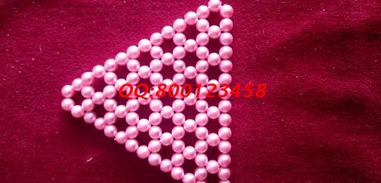 適合在家做的手工活，她找來(lái)找去還是覺(jué)得勵(lì)志珠珠繡好