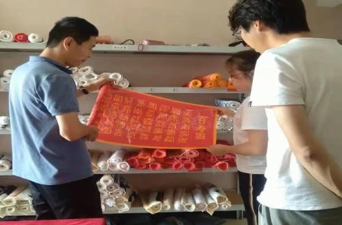 在這里，找到了我喜歡的手工活，掙錢有保障！(圖1)