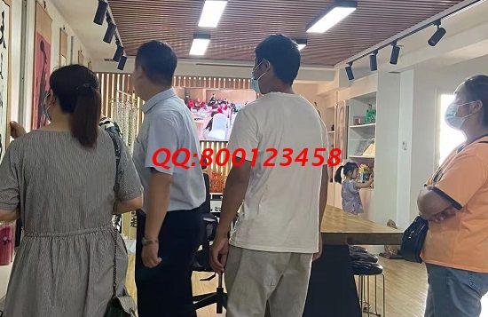 7月13日，拿回家做的手工活，珠繡外發(fā)手工活沒有年齡限制，都可以做好，手工之家接待考察合作加工客戶剪影