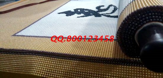 7月31日，可以寄到家做的手工活，實地考察后，大家都覺得手工之家的非遺手工珠繡真的不錯，圖為勵志珠珠繡成品細節(jié)實拍