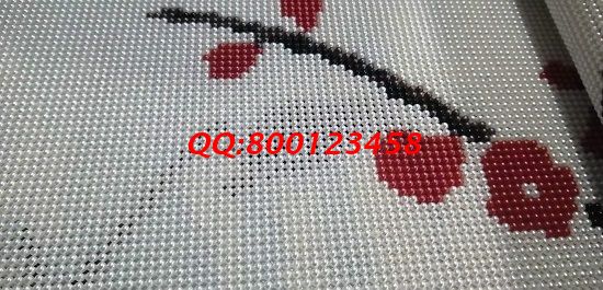 8月5日，做手工活掙錢沒有訣竅，找正規(guī)企業(yè)，做適合的外發(fā)手工活，還要不斷努力，圖為勵志珠珠繡成品細節(jié)實拍