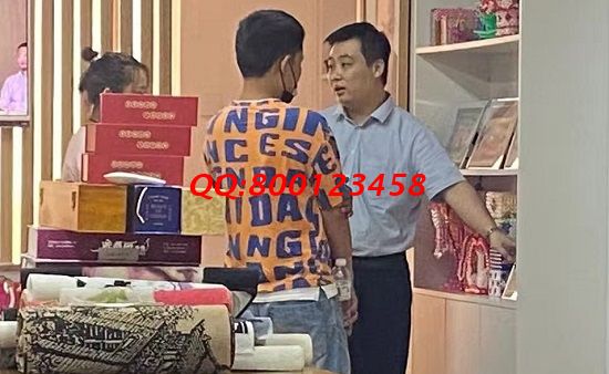 8月6日，拿回家做的手工活，加工費(fèi)有保障的手工活，就選勵志珠珠繡，圖為手工之家接待考察合作客戶剪影