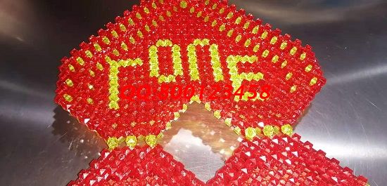 8月14日，七夕與家人一起在家做手工活掙錢，簡(jiǎn)單好做、時(shí)間自由的就選手工之家的珠繡串珠外發(fā)手工活，圖為勵(lì)志珠珠繡串珠成品實(shí)拍