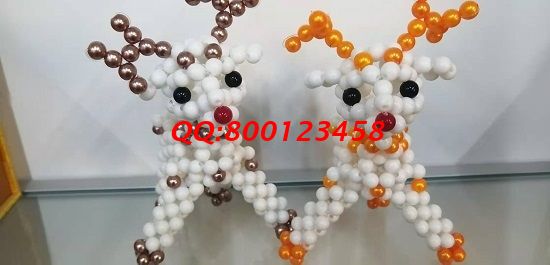 8月17日，找正規(guī)可靠的手工活加工項目，手工之家的手工活代理加工項目造福了很多人，圖為勵志珠珠繡串珠小飾品實拍