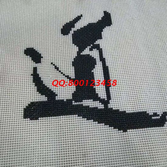 9月3日，做好珠繡外發(fā)手工活，在家做手工活掙錢，加工人員要做到這幾點(diǎn)。圖為勵(lì)志珠珠繡成品細(xì)節(jié)實(shí)拍