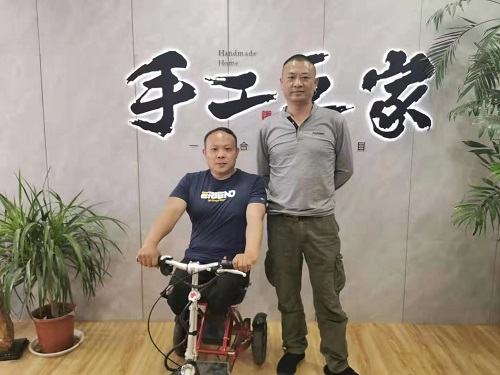 一次獎金100000元，做珠繡非遺手工，我驕傲！--- ---記湖南湘西代理周總在手工之家領取獎金