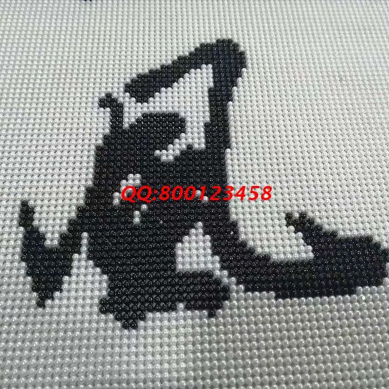 9月6日，選手工之家的勵(lì)志珠珠繡外發(fā)手工活，因?yàn)榇蠹叶剂私膺@個(gè)手工活外發(fā)加工企業(yè)正規(guī)可靠，圖為勵(lì)志珠珠繡成品細(xì)節(jié)實(shí)拍