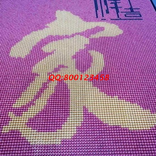 9月8日，大家都可以做的外發(fā)手工活，可以帶回家做的手工活，簡單又自由，想掙錢，就來手工之家，圖為勵志珠珠繡串珠成品細節(jié)實拍