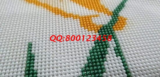 10月2日，想接正規(guī)廠家的手工活，這個可以帶回家做的手工活受到越來越多人的歡迎，手工之家勵志珠珠繡成品細節(jié)實拍