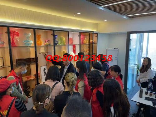 10月10日，加工費結(jié)算，這個正規(guī)手工活外發(fā)加工企業(yè)的手工活代加工項目是這樣的，圖為手工之家優(yōu)秀繡娘培訓(xùn)會剪影