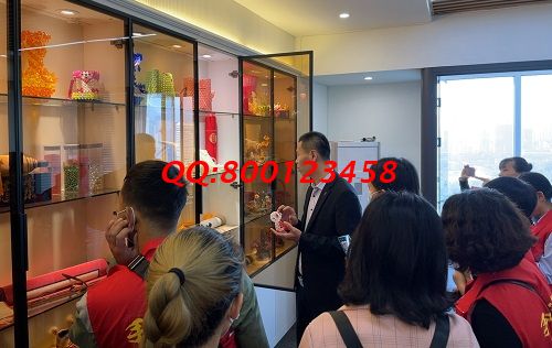 10月10日，加工費結(jié)算，這個正規(guī)手工活外發(fā)加工企業(yè)的手工活代加工項目是這樣的，圖為手工之家優(yōu)秀繡娘培訓(xùn)會剪影
