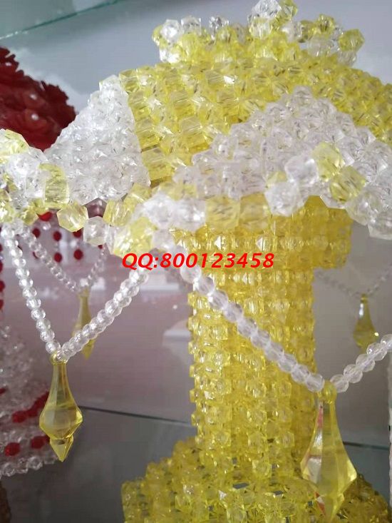 10月20日，發(fā)展前景好，拿回家做的手工活，非遺項(xiàng)目珠繡外發(fā)手工活加工項(xiàng)目很受歡迎，圖為勵(lì)志珠珠繡串珠成品實(shí)拍