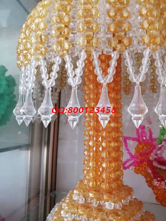 10月20日，發(fā)展前景好，拿回家做的手工活，非遺項(xiàng)目珠繡外發(fā)手工活加工項(xiàng)目很受歡迎，圖為勵(lì)志珠珠繡串珠成品實(shí)拍