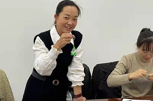 好好學(xué)、好好做，就會(huì)有收獲！ --- ---記手工之家各級(jí)代理技術(shù)培訓(xùn)優(yōu)秀學(xué)員申女士