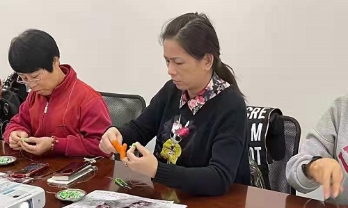 手工活外發(fā)加工回收好平臺(tái)，手工之家常年有活做(圖1)