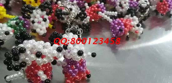 11月3日，在家做珠繡串珠手工活掙錢，這個拿回家做的手工活你我都適合，圖為勵志珠珠繡串珠成品實拍