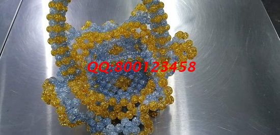 11月6日，在家做手工活掙錢(qián)，可以寄到家做的手工活代理加工項(xiàng)目，就選這個(gè)正規(guī)可靠、制度完善的手工之家，圖為勵(lì)志珠珠繡串珠成品實(shí)拍