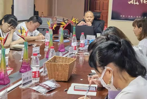 謝謝，加工補(bǔ)貼，讓我更有信心！--- --- 記手工之家優(yōu)秀代理加工補(bǔ)貼政策之優(yōu)秀代理陳先生